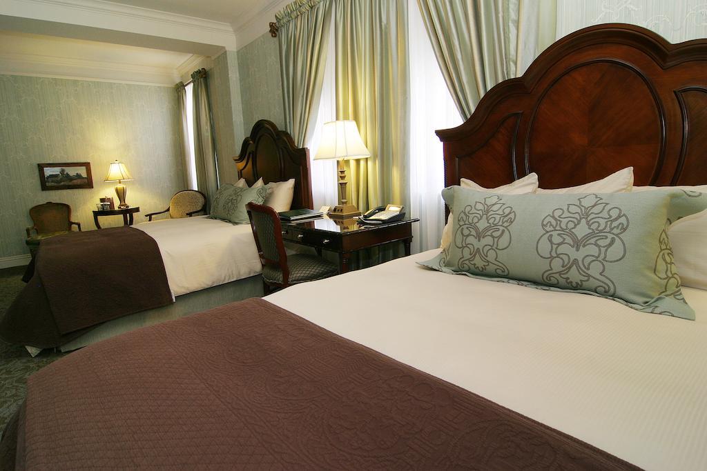 Charley Creek Inn Wabash 외부 사진