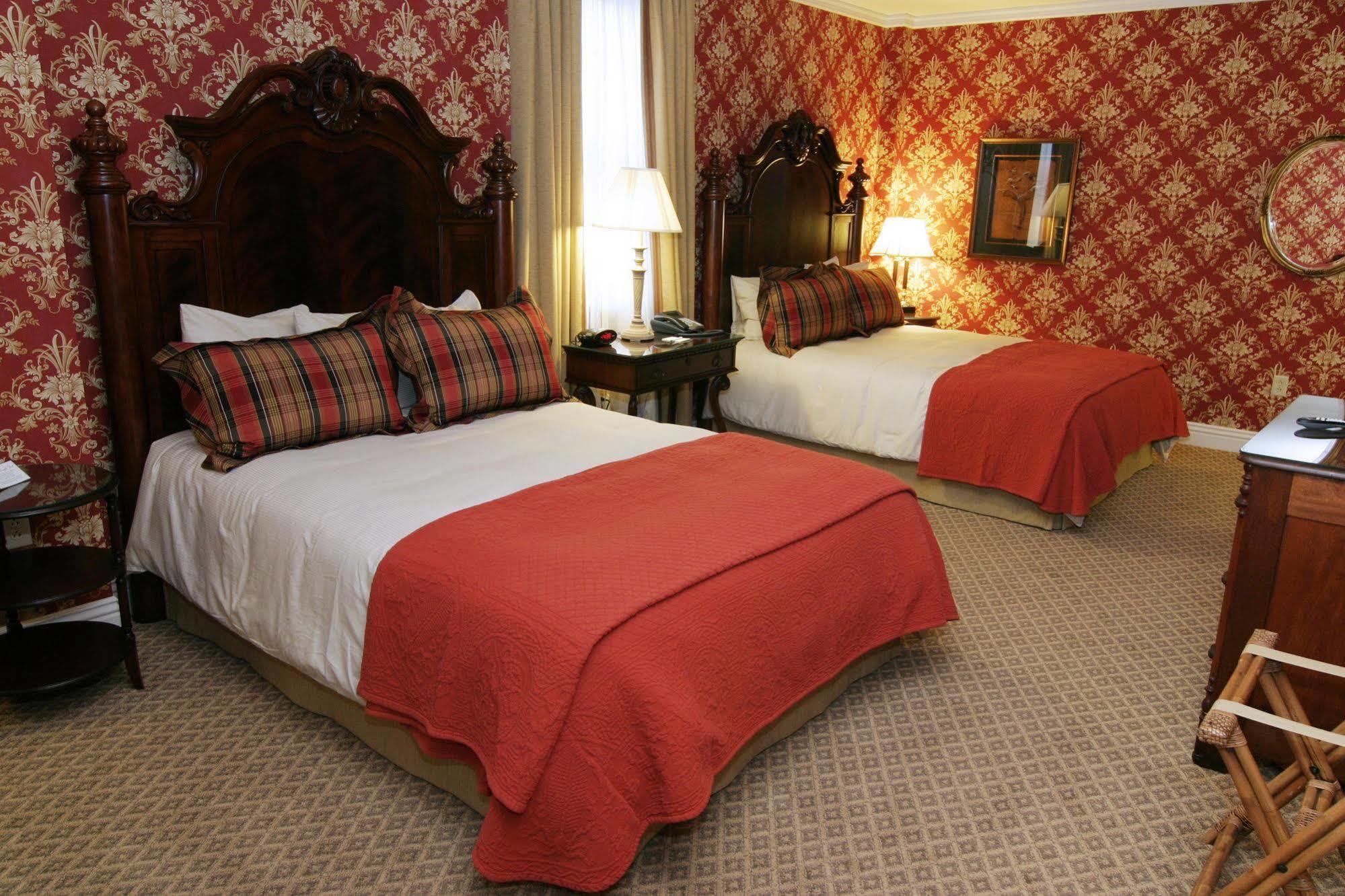 Charley Creek Inn Wabash 외부 사진