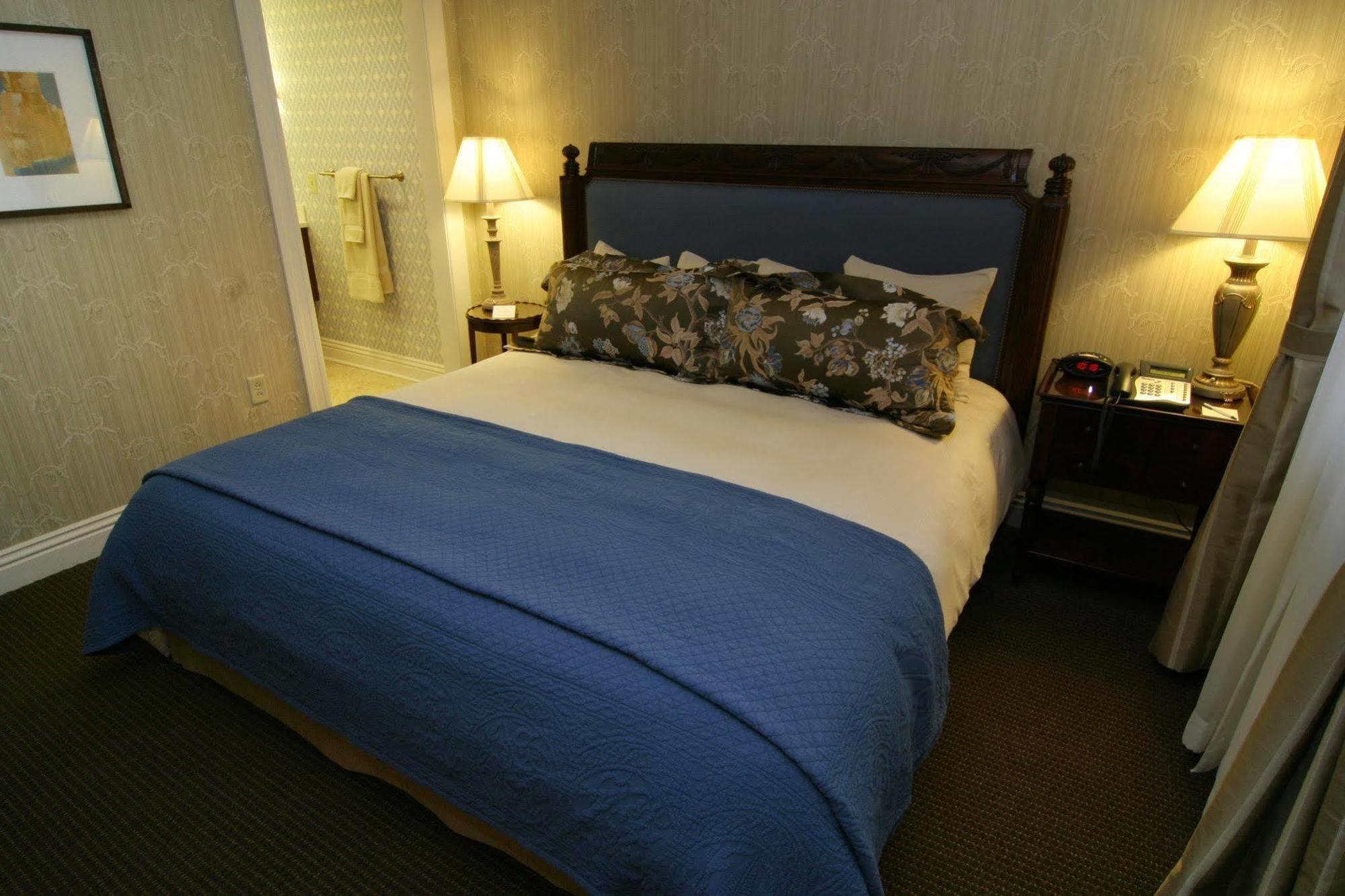 Charley Creek Inn Wabash 외부 사진