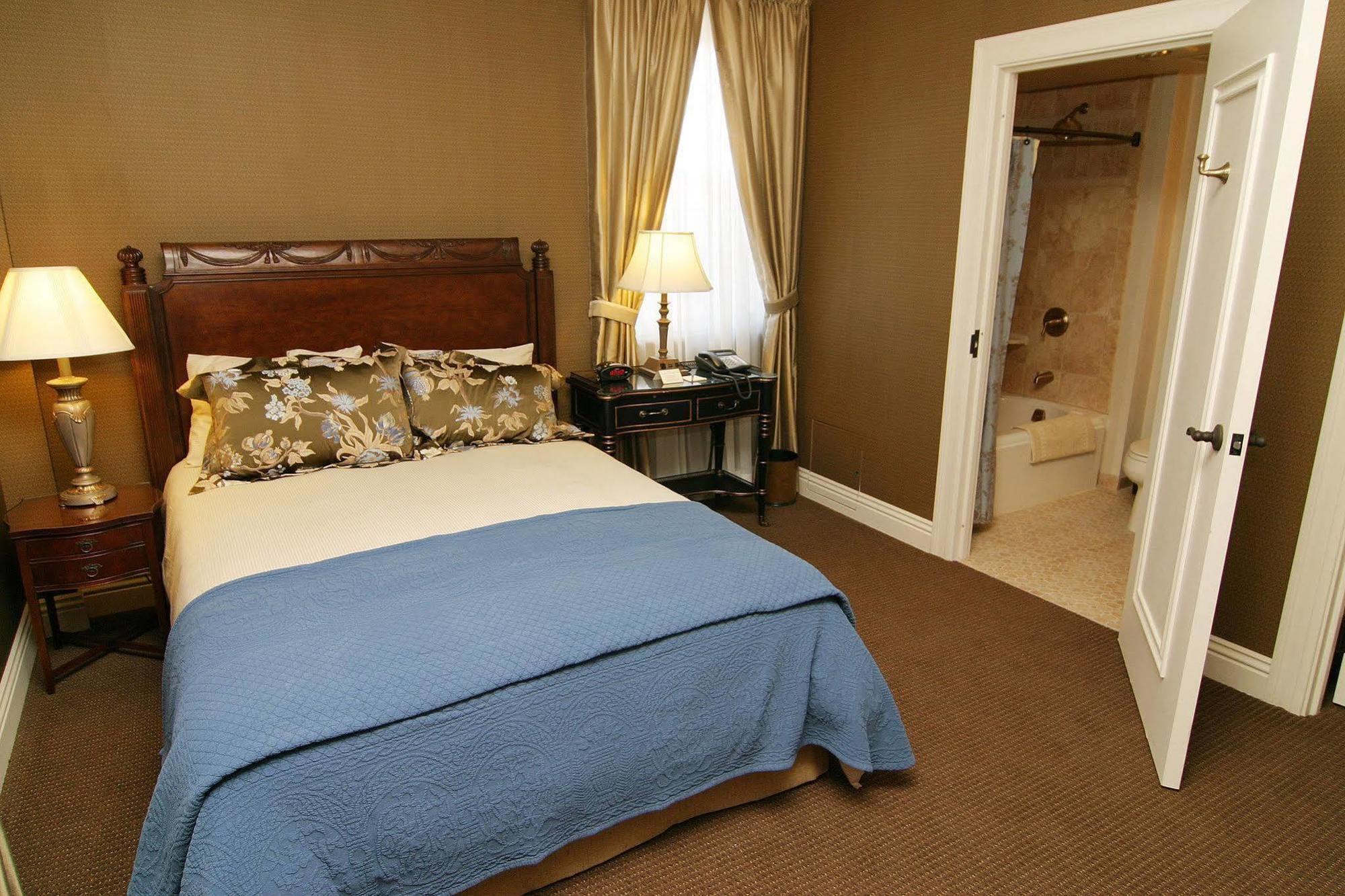 Charley Creek Inn Wabash 외부 사진